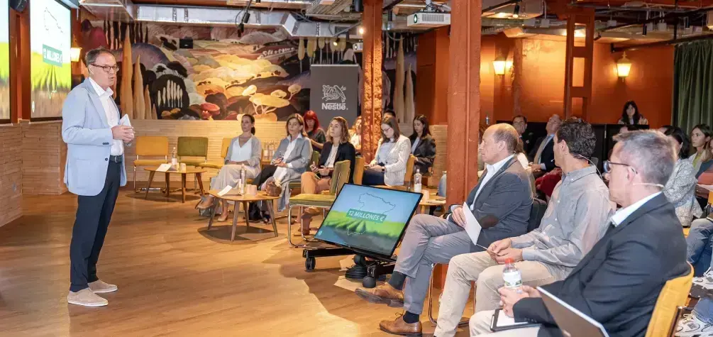 Jordi Llach, Director General de Nestlé España, durante el encuentro realizado esta mañana con los medios de comunicación.