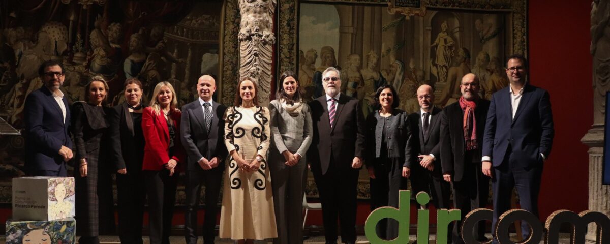 Laura Gonzalvo, directora de Comunicación y ESG de Securitas Direct, recoge el Premio de Comunicación Ricardo Pereda de Dircom Aragón