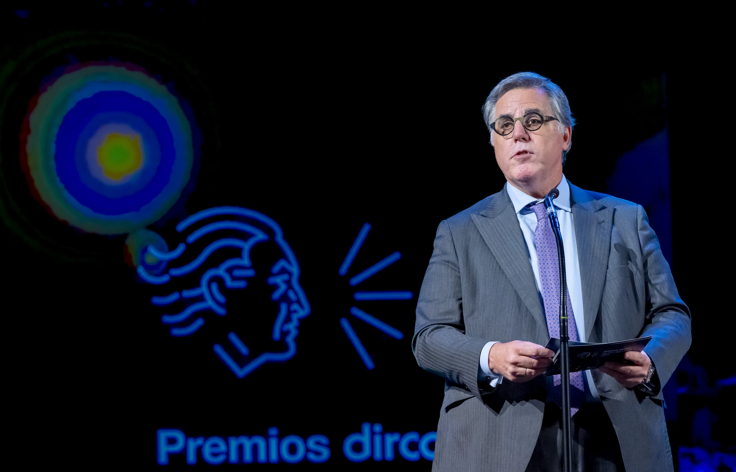 Miguel López-Quesada, presidente de Dircom, durante la ceremonia